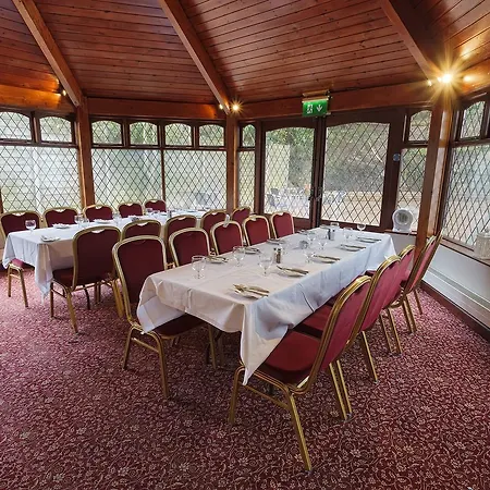 Отель Chester Beatty 3*