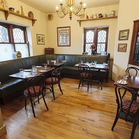 Отель Chester Beatty 3*